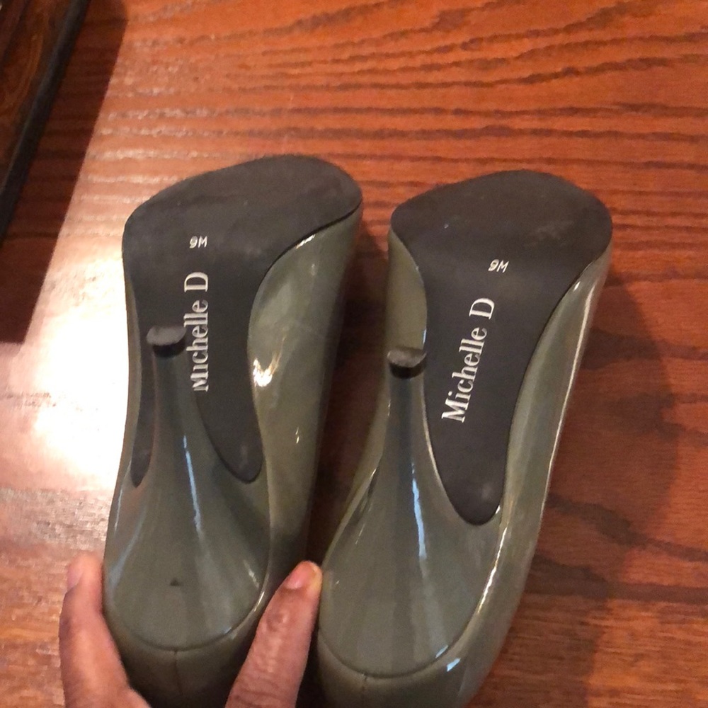 Shoes - Picture 3 of 3